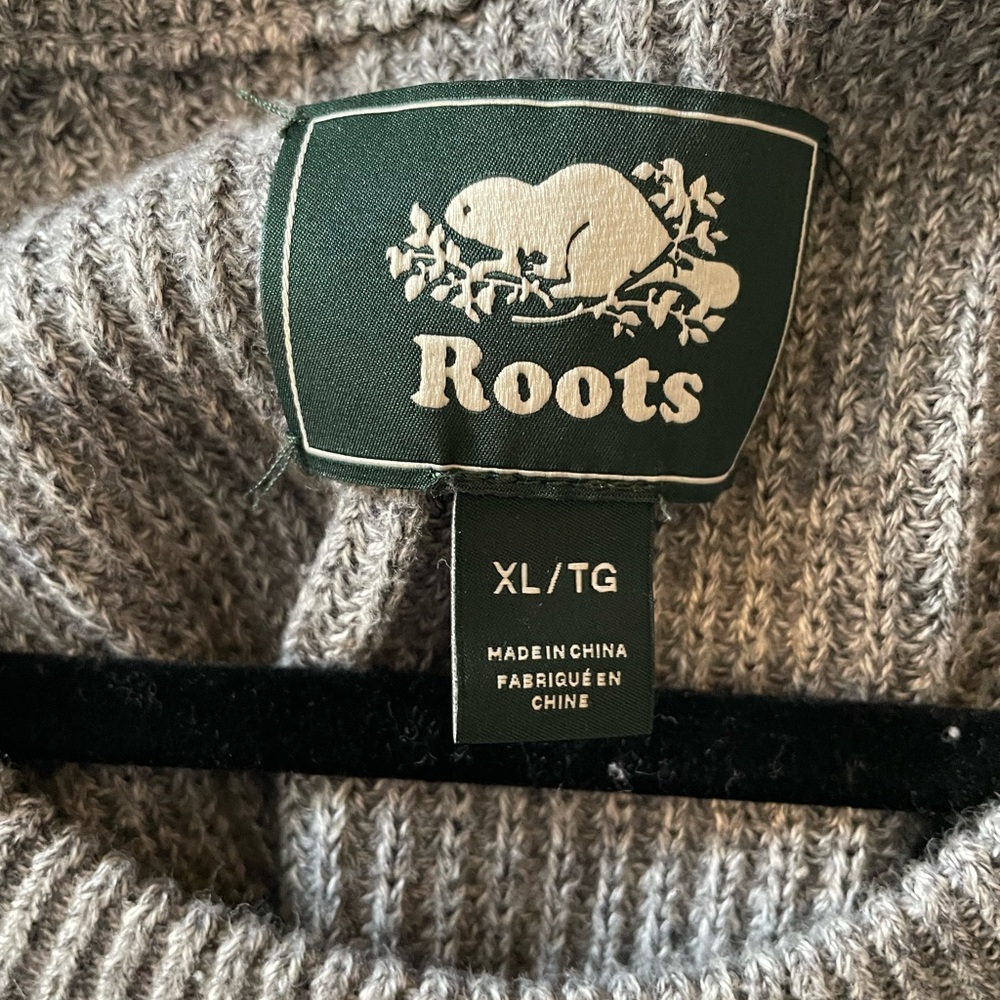 Roots Women's Gray Crew Neck Sweater - Picture 3 of 3
